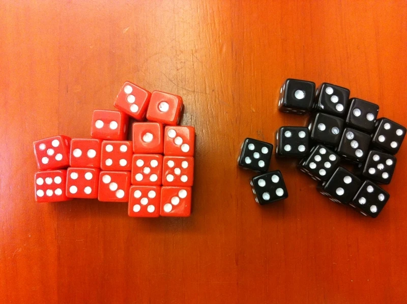 8 # Угловые игральные кости очень маленькие миллиметровые Автоматические для