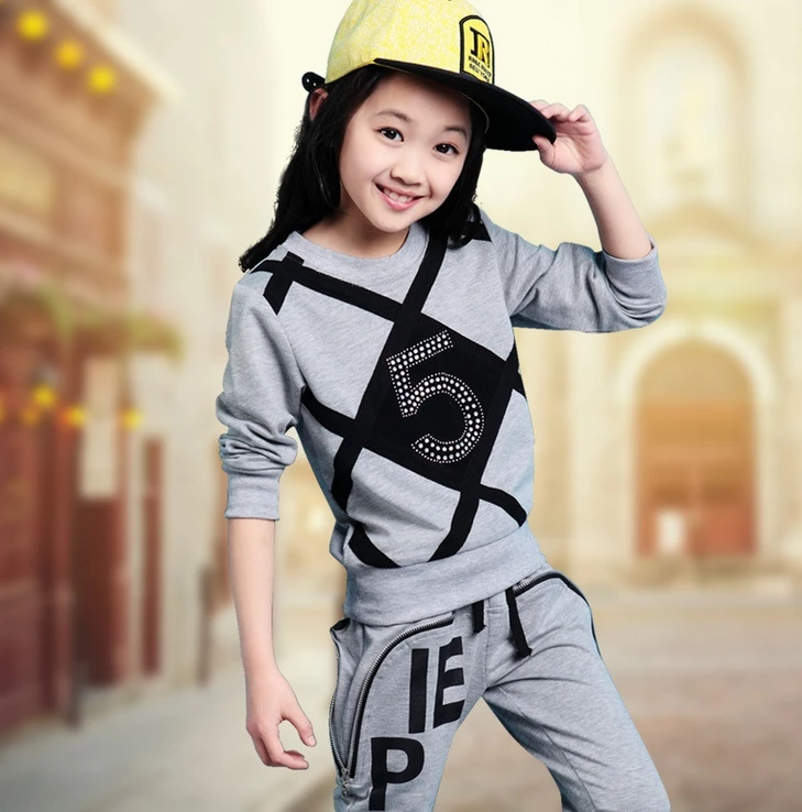 Комплект весенней детской одежды для девочек спортивный костюм подростков с