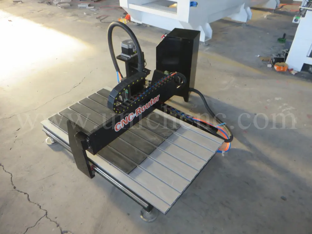 UNICH качество золота с чпу резьба по дереву машины/фрезерный станок цена |