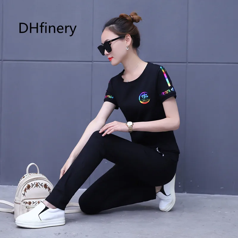 

Round neck print casual sportswear two-piece women's short-sleeved shirt + trousers loose cotton cover m-4XL L8827