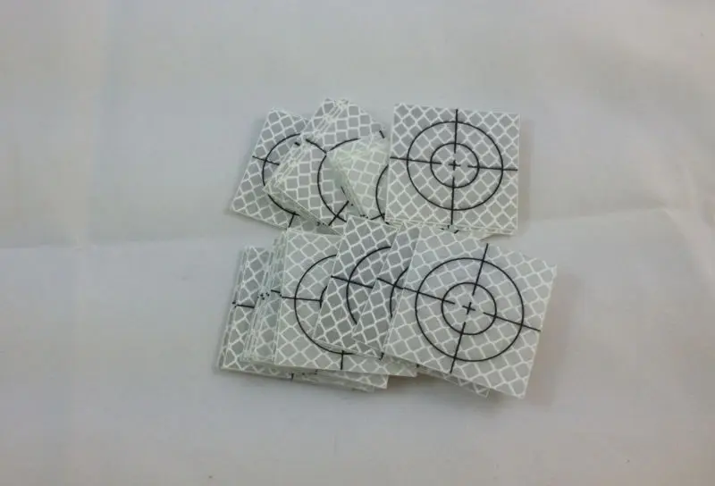 

NEW 100pcs Reflector Sheet 20 x 20mm Reflective tape target