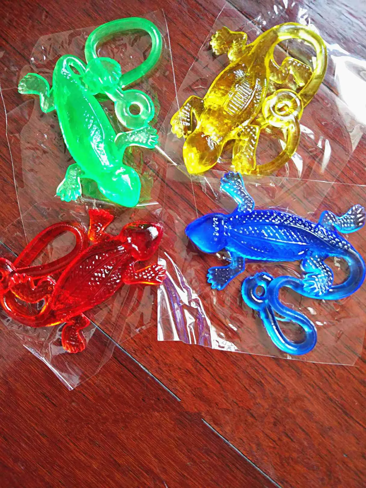 1 шт. Новинка Gag Игрушки Продукты ящерица животных слизь вязкой восхождение фигурку забавные гаджеты для детей шалость