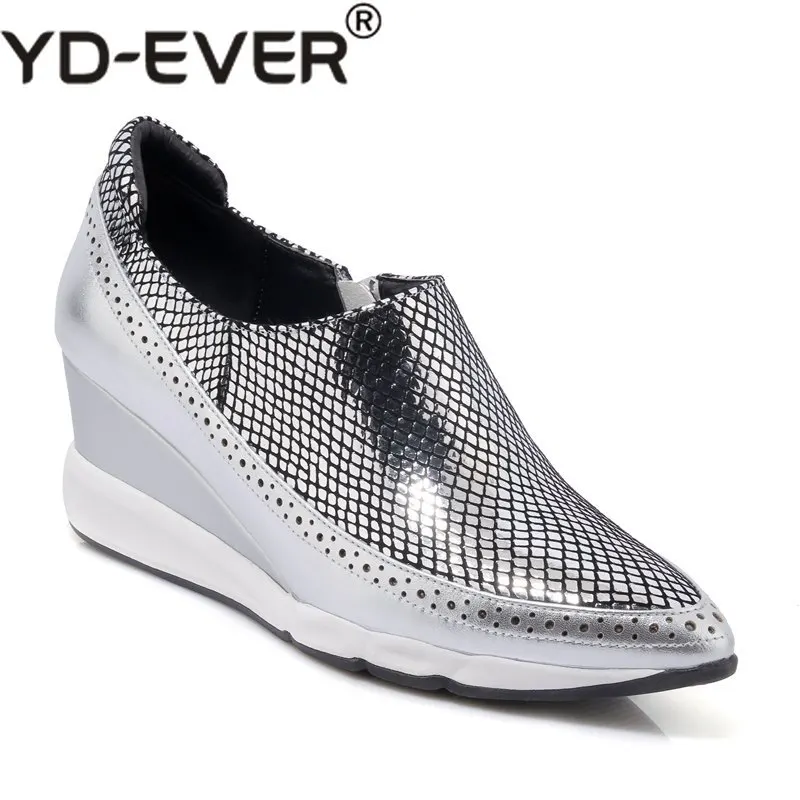 Новинка Лоферы для суперзвезд из коровьей кожи на платформе серебристого цвета