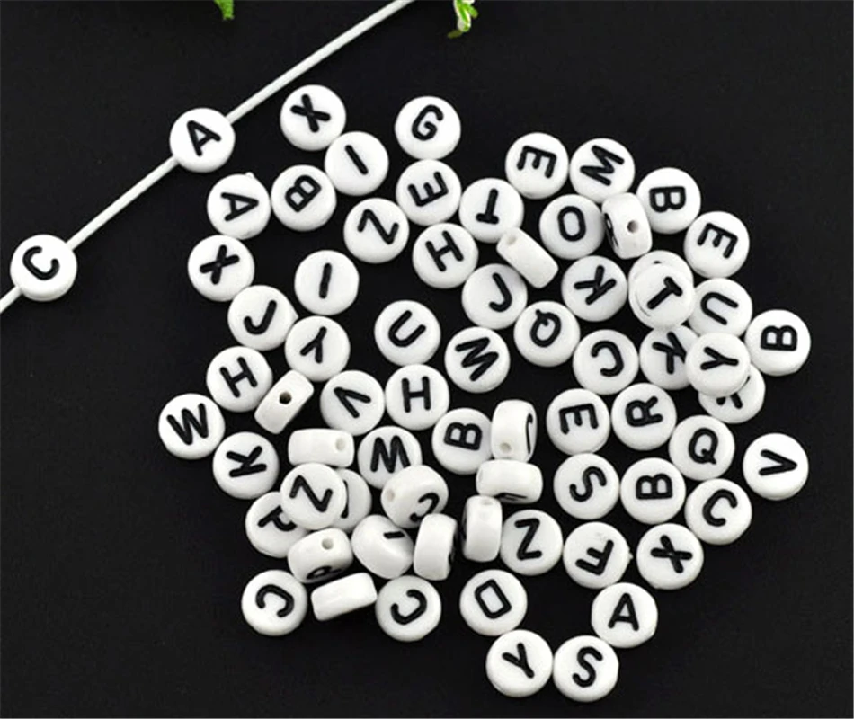 DoreenBeads 520 шт Смешанные акриловые Алфавит &quotA Z&quot плоские круглые бусины 7 мм (B08354)