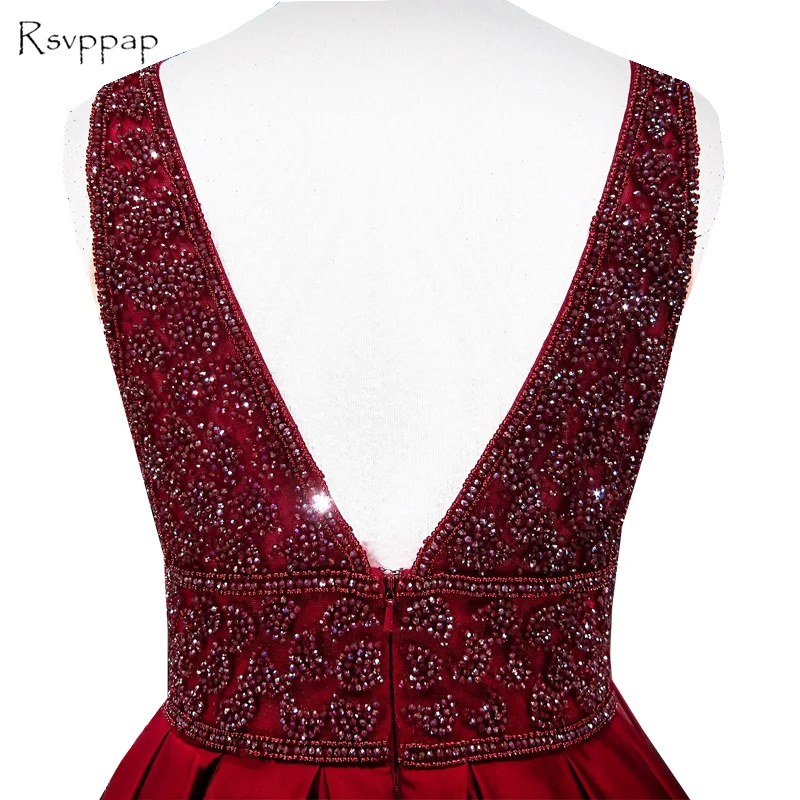 Женское длинное вечернее платье бордовое бальное трапеция с глубоким V образным