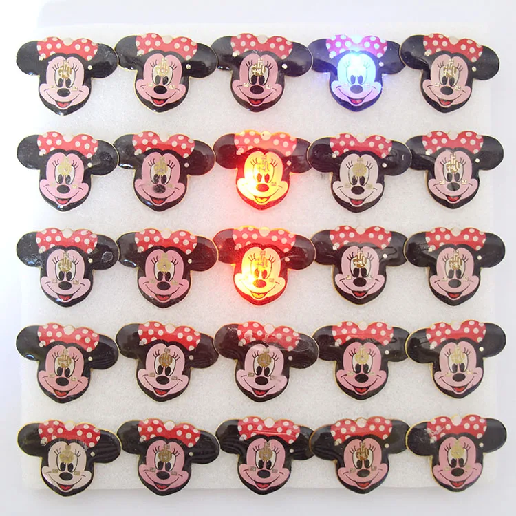 50 шт Мультяшные Мышь дизайн Led Броши светящийся значок Булавка С Батарея для