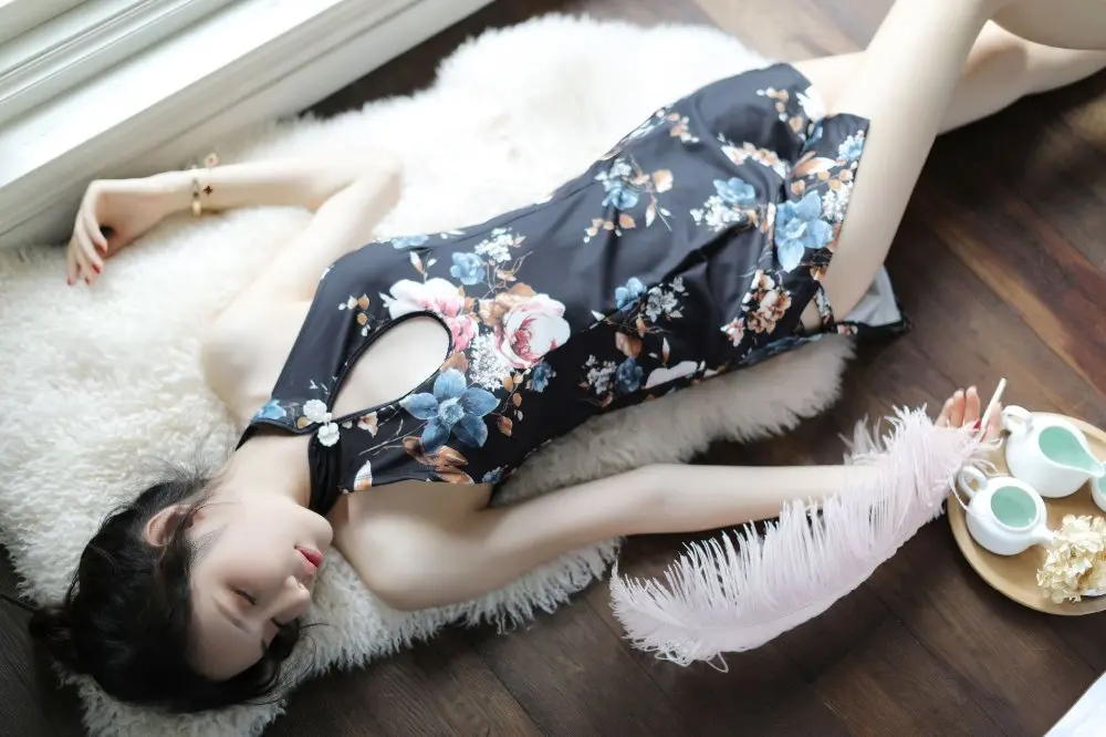 Newest Ladies Vintage Cheongsam Nightdress Boutique Bowknot Buckle Slimming Lingerie Elegant Floral Pattern Nightwear Temptation |