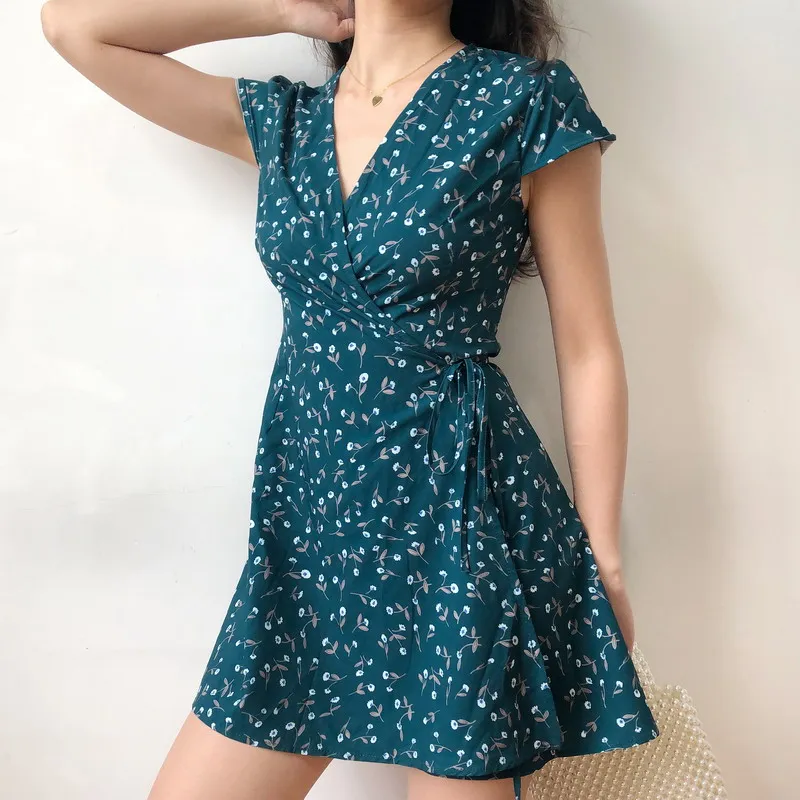 Women V Neck Short Sleeve Wrap Dress In Floral