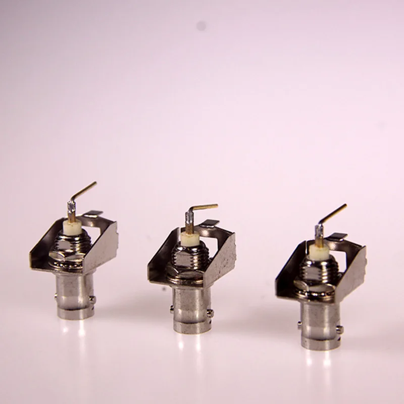 BNC FEMALE CHASSIS MOUNT PC BOARD PCB Mount Female Center Solder Right Angle Chassis Connector 4pcs/lot | Строительство и ремонт