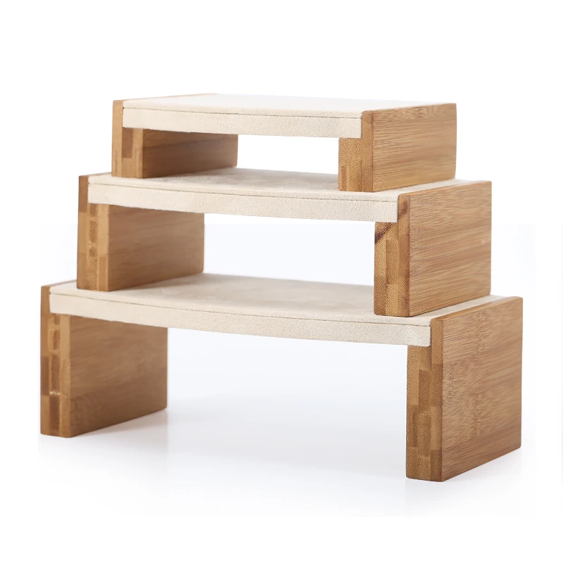 

Lot of 3pcs Bamboo Wood Jewelry Display Blocks Leather Jewelry Display Holder Earrings Pendant Bangle Bracelets Display Riser