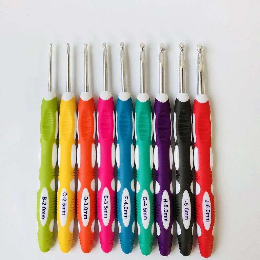 

9pcs Crochet Hook Knitting Needles 2.0-6.0mm Soft Grip With Ergonomic Handle Yarn Weave Crochet Needles DIY Craft Tools