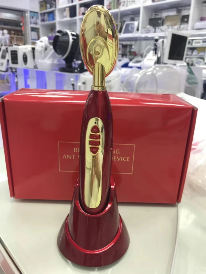 Новое золотое ложечное сверхпроводящее гальваническое массажное устройство для лифтинга кожи лица и ионической детоксикации.