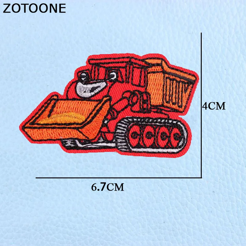 ZOTOONE/крутые нашивки с мультипликационным автомобилем для детей, железная аппликация, нашивки с вышивкой, одежда в стиле панк, значки на заказ для мальчиков E