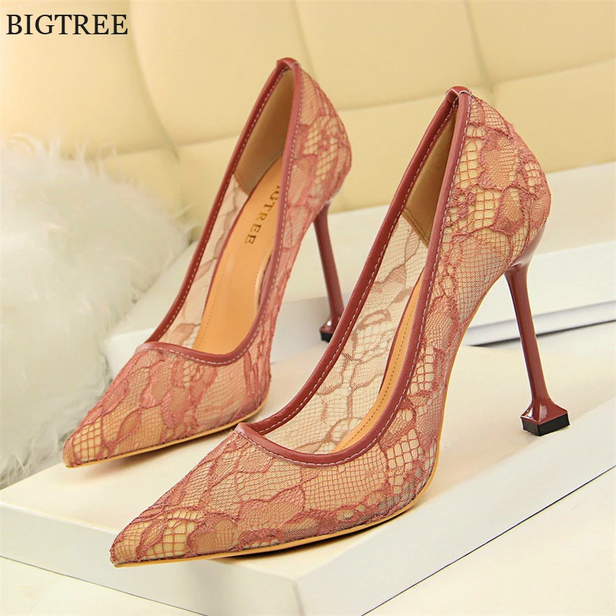 

Women Sexy Cut-Outs Mesh Lace Shoes New Autumn Shallow High Heels Woman Pumps Pointy Toe Hollow Ladies Bride Party Shoes Fashion