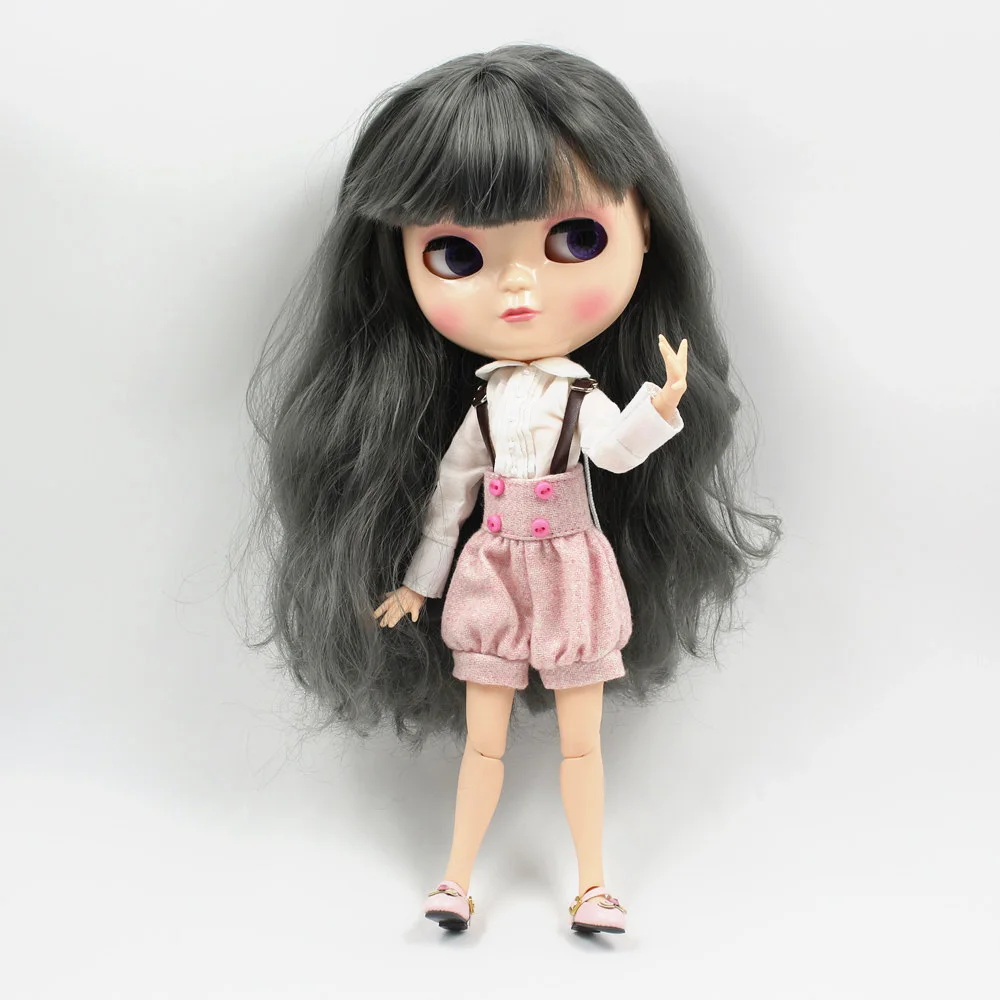 Кукла бола. Кукла бола. Кукла в таджикском национальном костюме. Кукла бола. Деревянная кукла имитирует боль в спине.