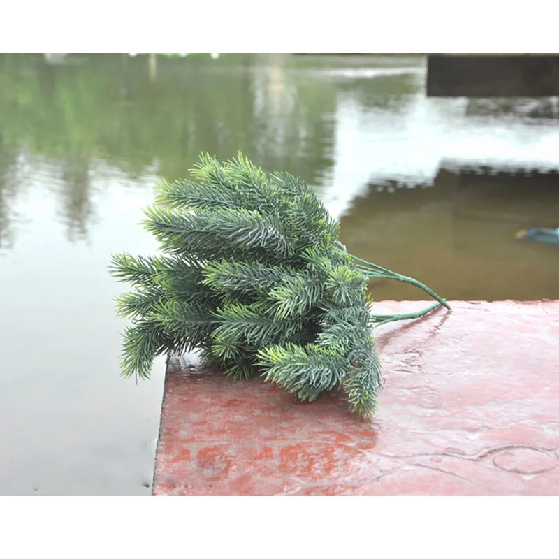 Artificial Pine tree branches Christmas plastic flower arrangement DIY wreath leaves for decoration fake plants | Дом и сад