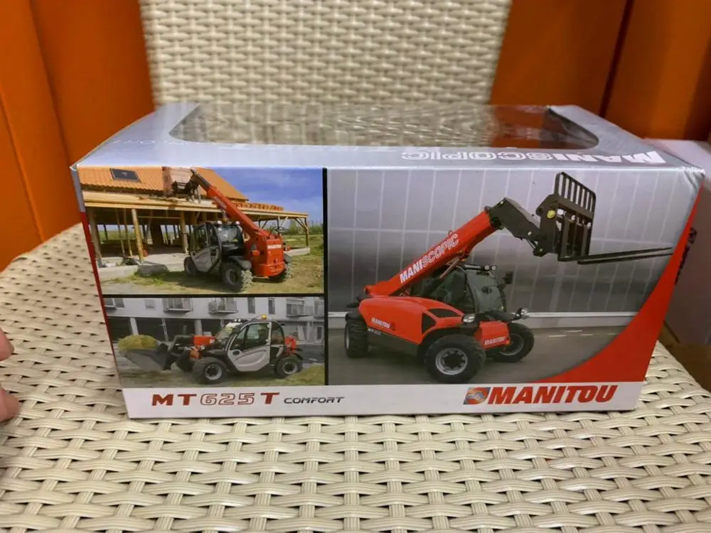 Универсальные хобби 1/32 MANITOU MT625T комфортная модель с вилкой| |