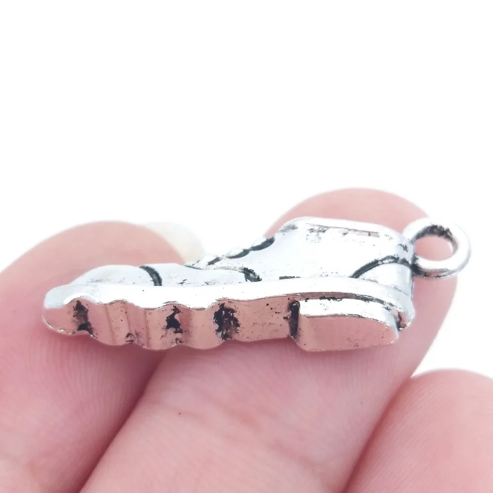 Оптом 30 шт. античные посеребренные подвески для бегущих кроссовок Подвески