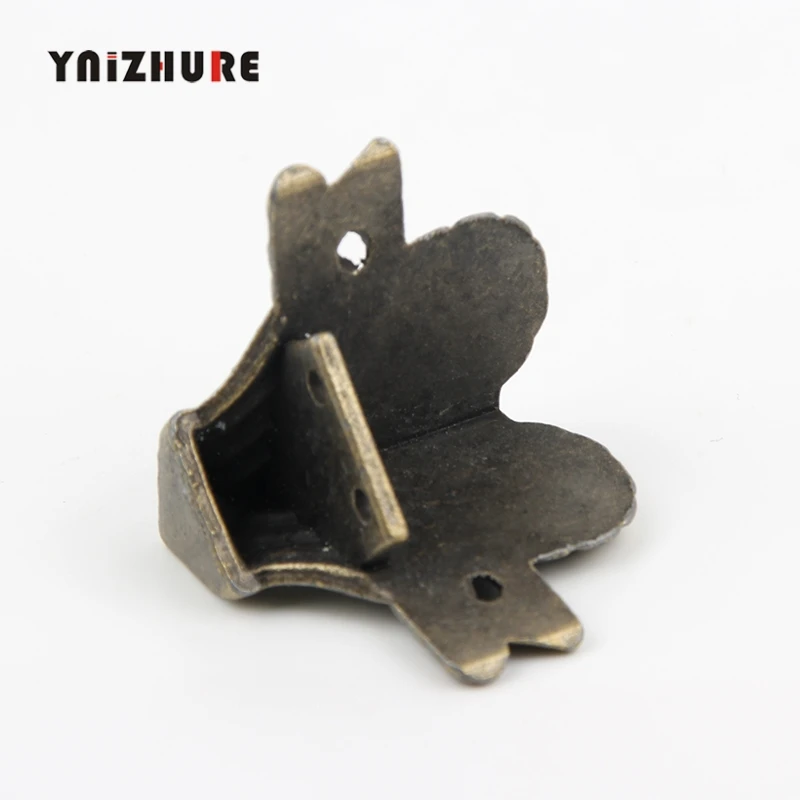 10pcs 43x34mm Zinc alloy horn Sheep head corner Imitation Feet Decorated Wooden Boxes Fixed Support Legs Corner Decorative Metal |