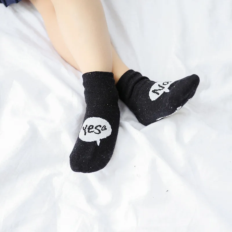 ZIKA Children's Socks Fashion Cute Black White Letter Winter Short Comfortable and Breathable for Newborns 0-4Year | Детская одежда
