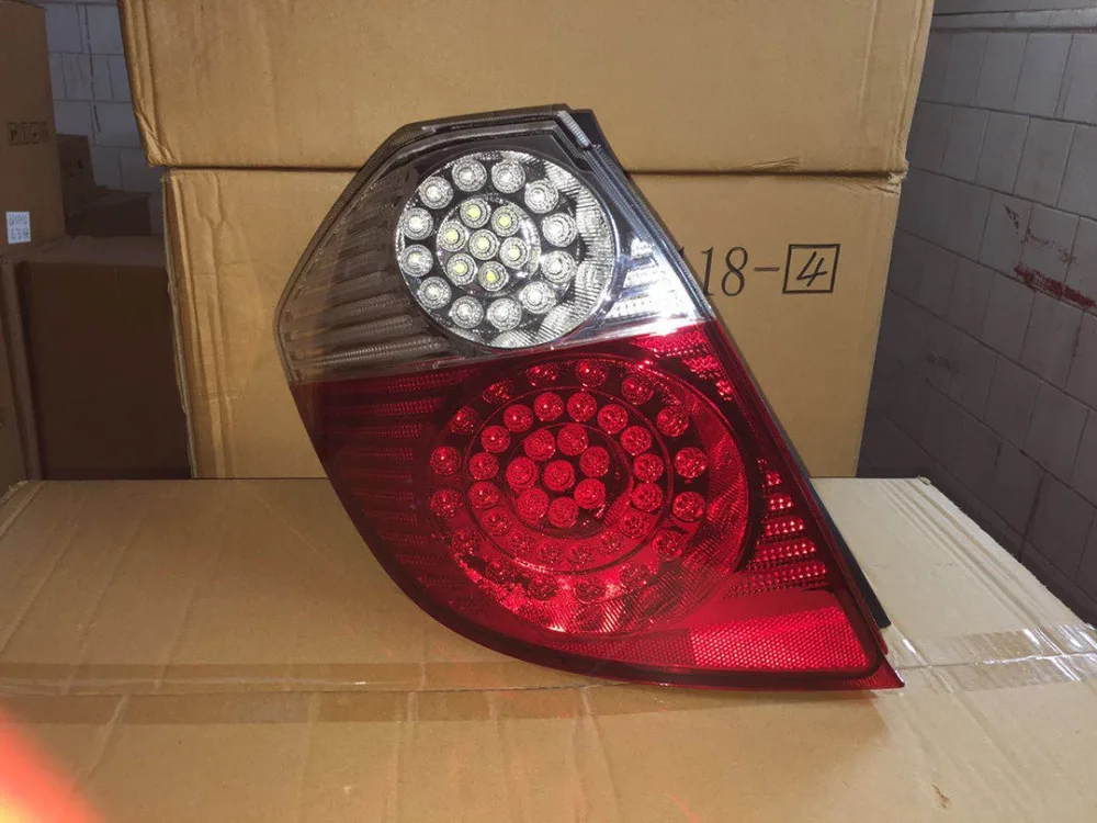 2 Pieces LED Taillights For Honda Fit Jazz Tail Lamp Hatchback Back Lamp 2009 2010 2011 2012 Red Black Color