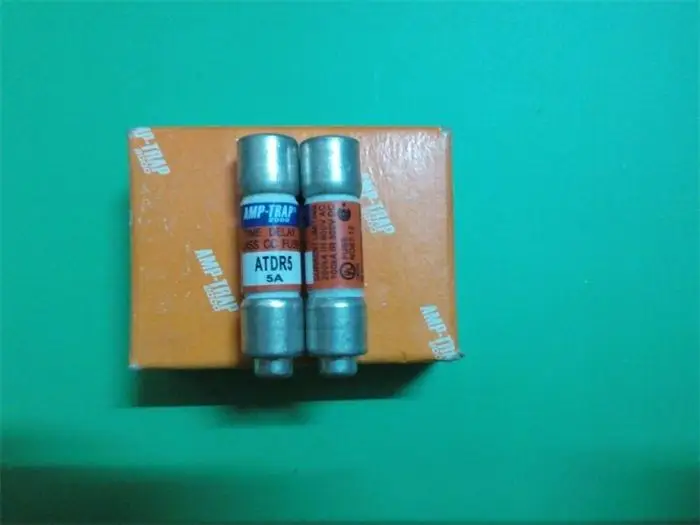 

Бесплатная доставка 5 шт. ATDR 5 AMP-TRAP 10X38 керамическая задержка фотоэлемент/предохранитель 5A Mersen