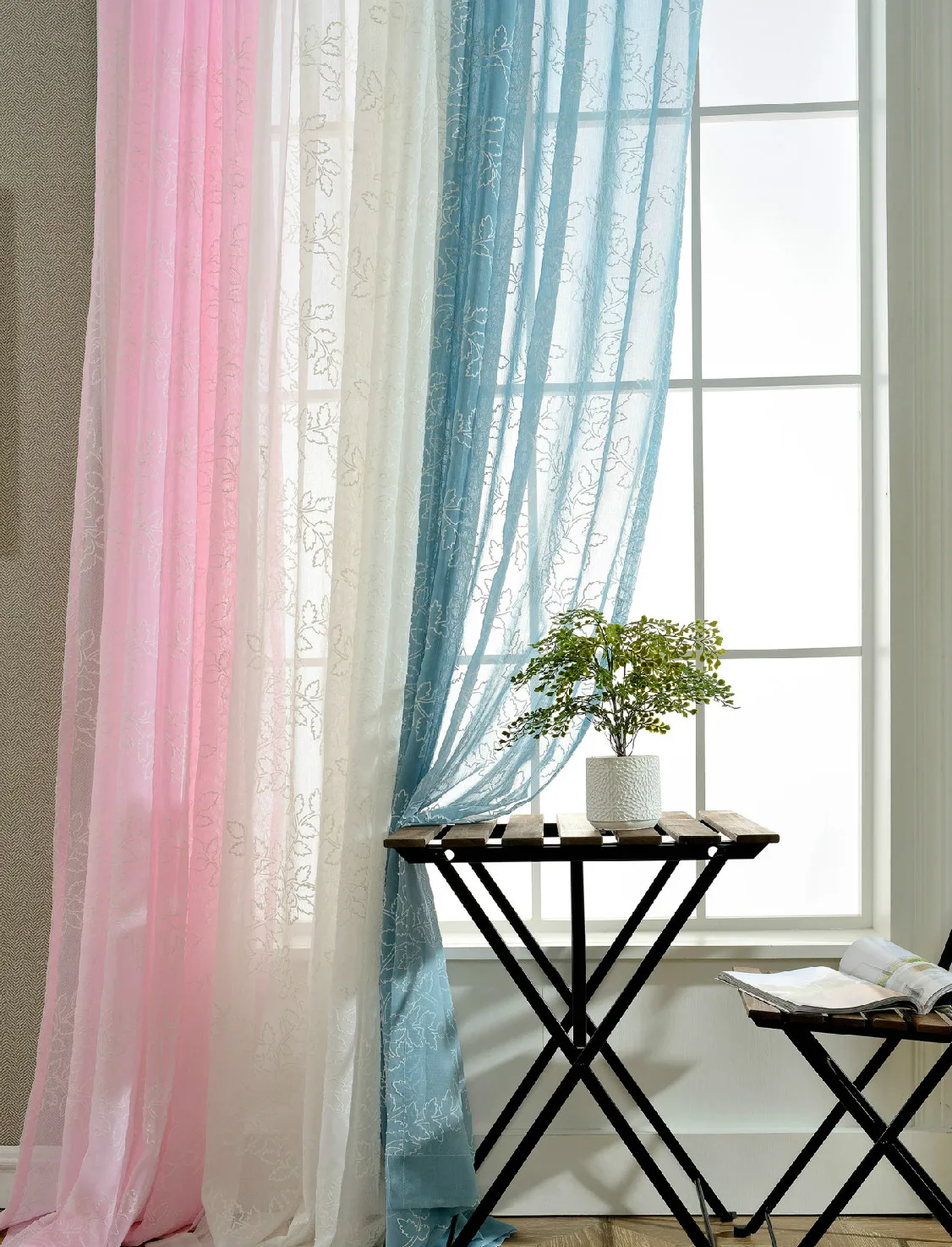 

European White Embroidered Voile Curtains Bedroom Sheer Curtains for Living Room Tulle Window Curtains/Panels Window Screening