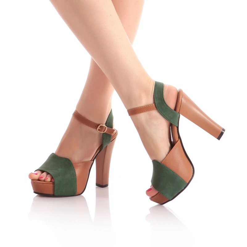 Сандалии-гладиаторы из искусственной кожи в римском стиле на тонком высоком