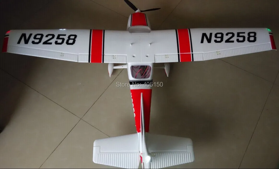 Нет Батарея, 500 класс Cessna 182 приводимого в движение с помощью электропривода RTF RC самолет с клапанами