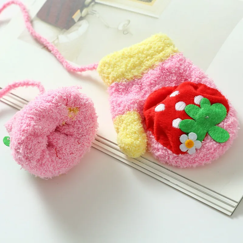 

Cute Baby Newborn Cartoon Mittens winter gloves Cute Cartoon Thicken Warm Infant baby Girls Boys Of Winter Warm baby gloves