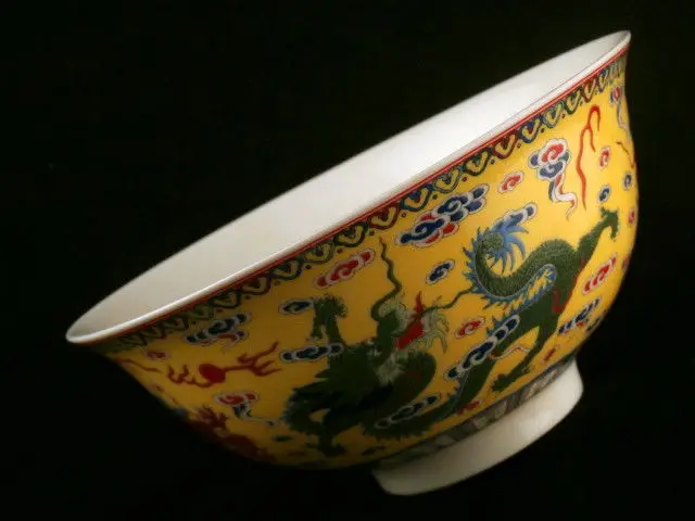 

Exquisite Antique Chinese Classical Porcelain *4 Dragons* Auspicious Bowl