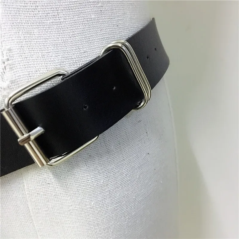 Сексуальный комплект из двух предметов искусственной кожи в готическом стиле