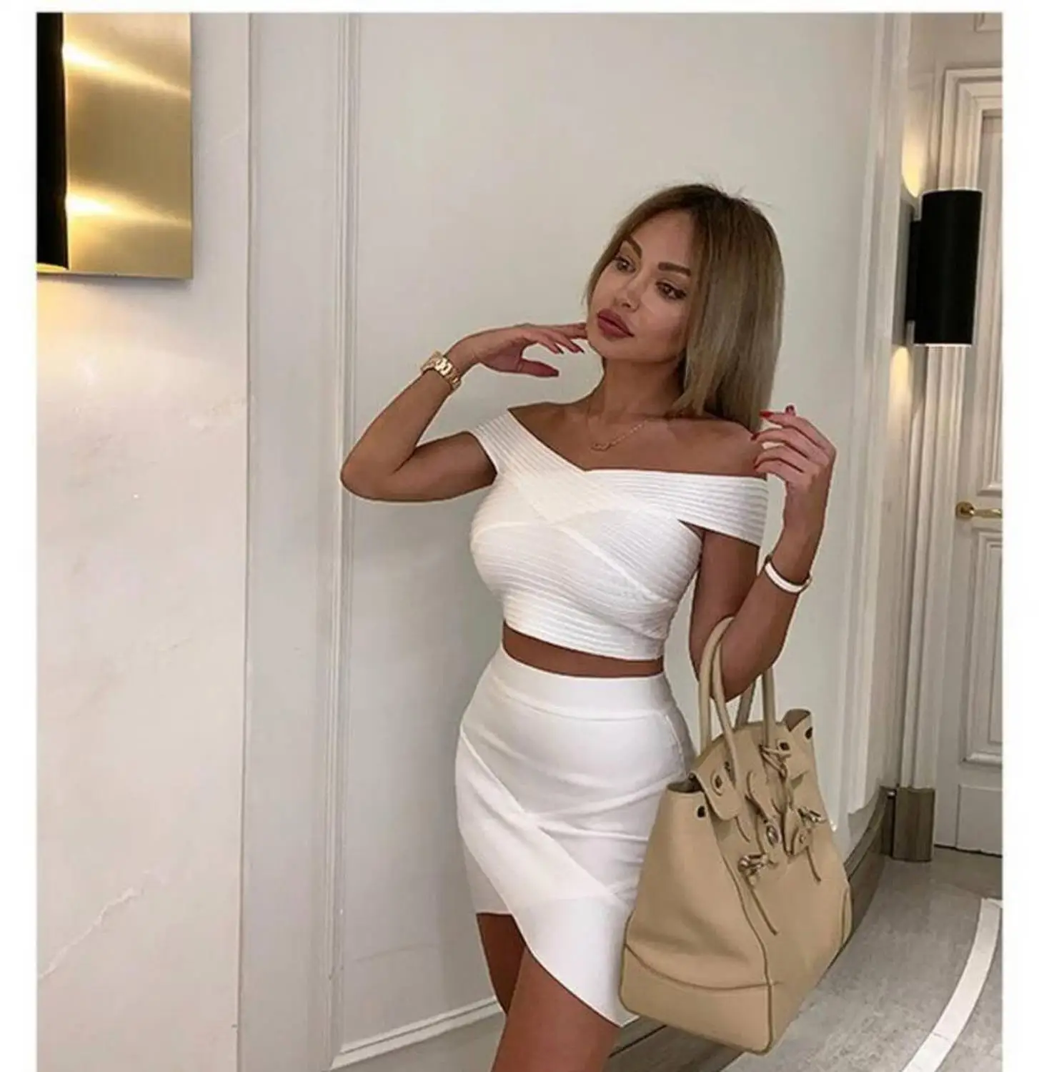 Бесплатная доставка Летние женские ботильоны Стиль сексуальный белый 2 шт.