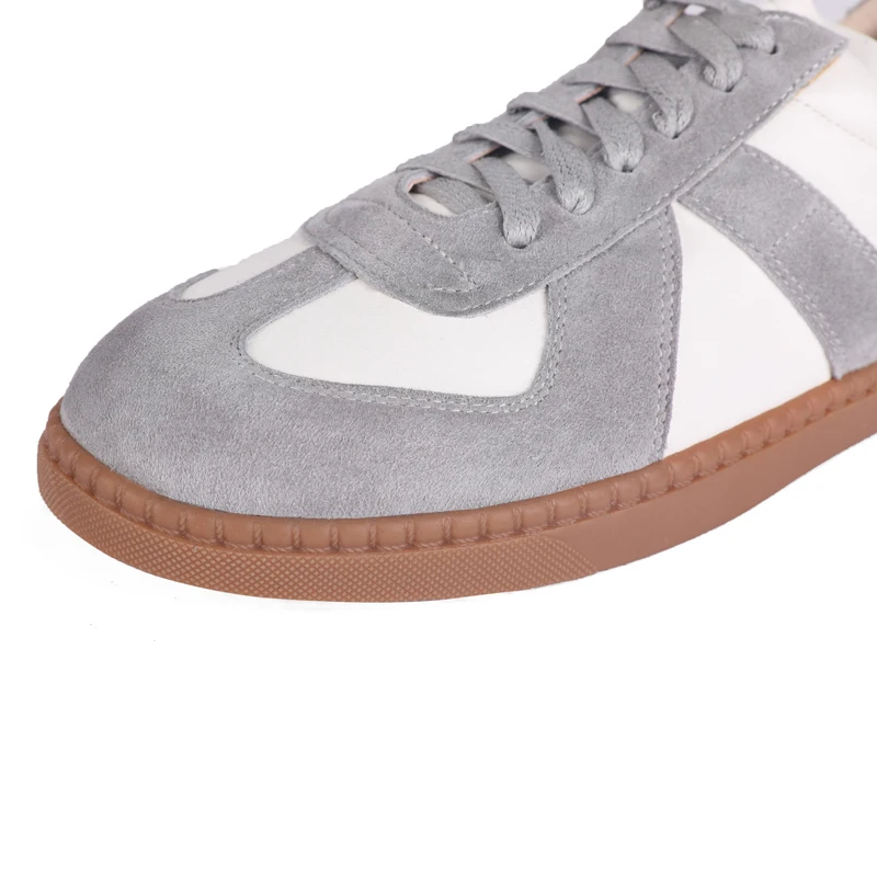 Женская обувь Arden Furtado серая повседневная на плоской подошве с перекрестной