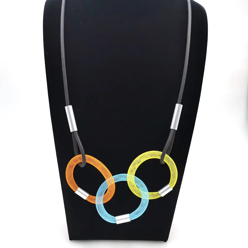 three color 1 Новинка, многоцветные круглые подвески и ожерелья для женщин, цепочка для воротника, резиновые ювелирные изделия ручной работы, Длинные ожерелья, подарок для девушек, колье - Окраска металла: three color 1