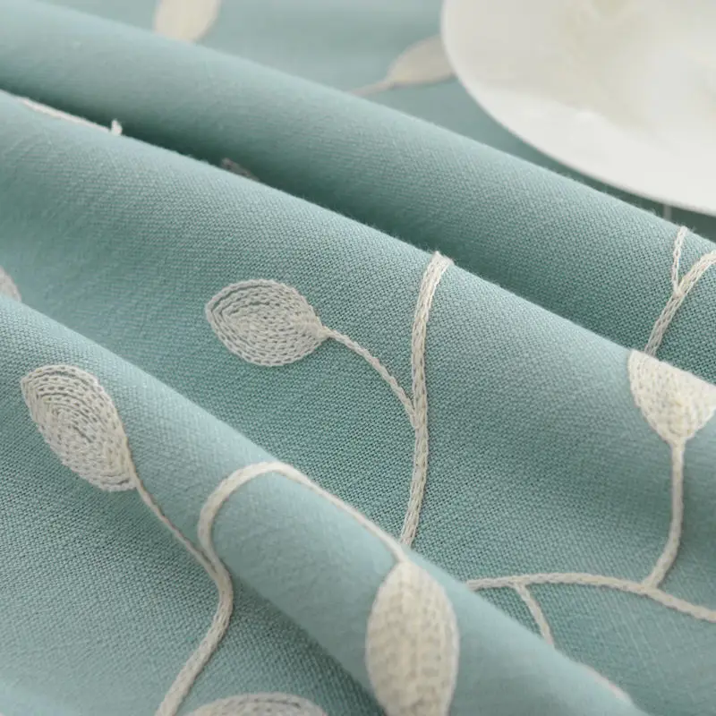 Настольная скатерть с вышивкой на тему весны | Дом и сад