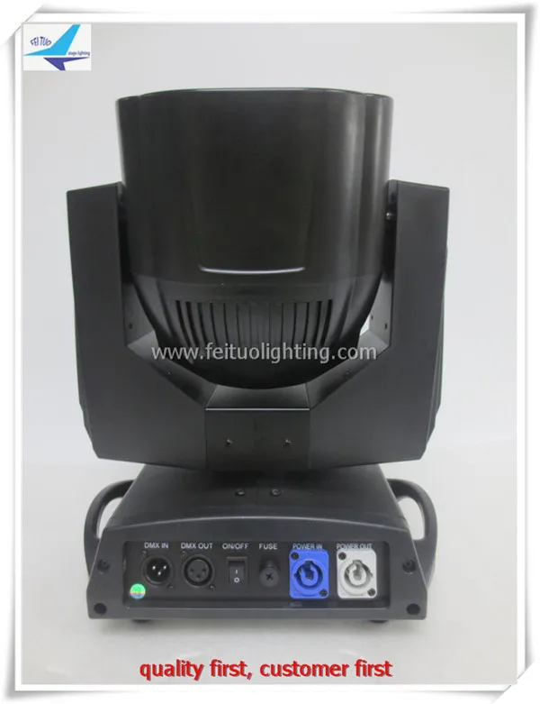 Светодиодный светильник с подвижной головкой Bee eye zoom 7x15w rgbw 4 в 1 DMX светодиодный