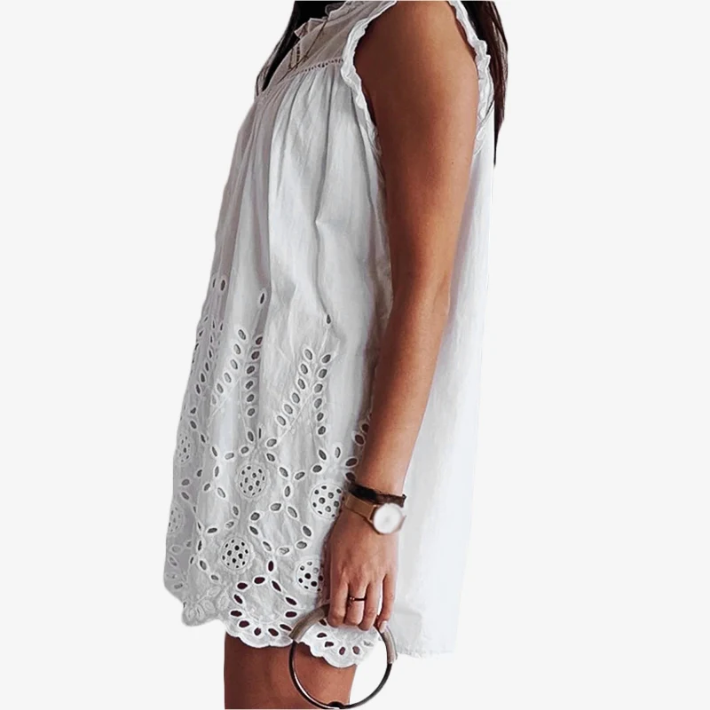 Ажурное кружевное мини платье с оборками женское белое короткое без рукавов