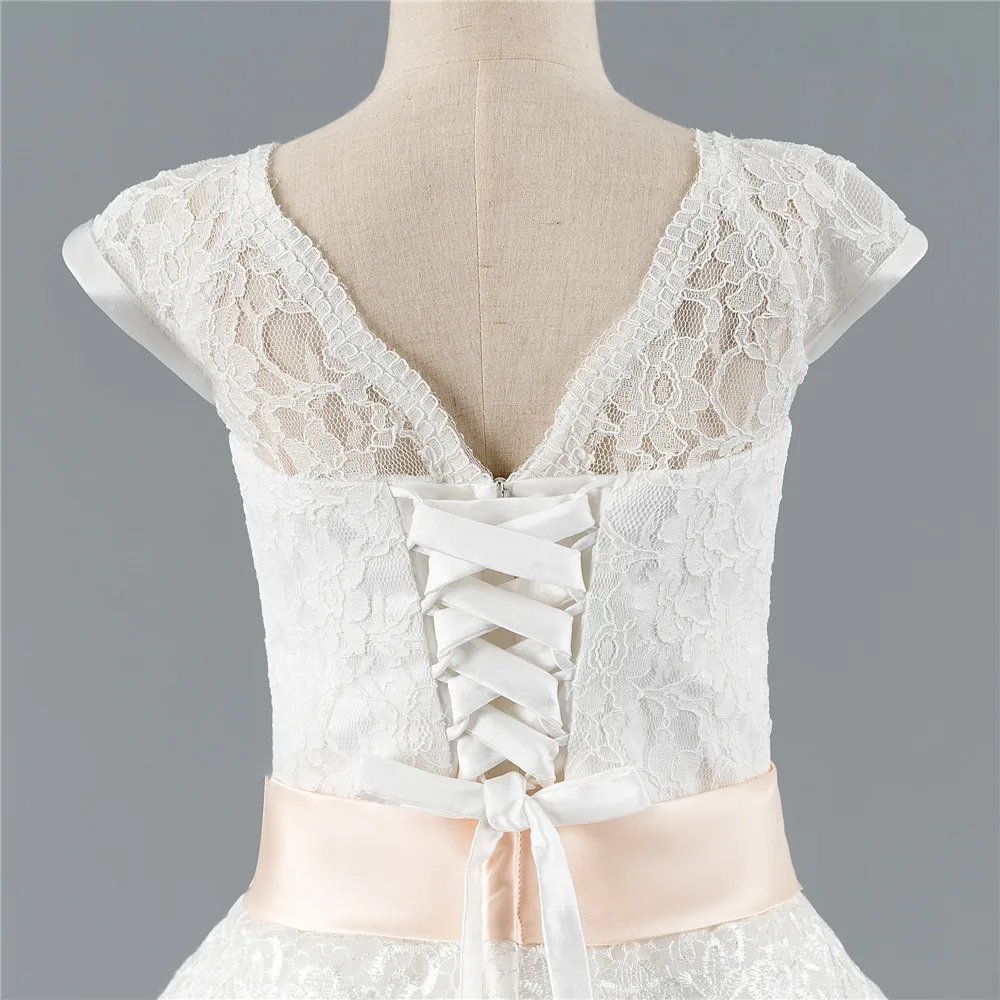 

Flower Girl Dresses For Weddings Ball Gown Cap Sleeves Tulle Lace Appliques Bow Long First Communion Dresses Little Girl