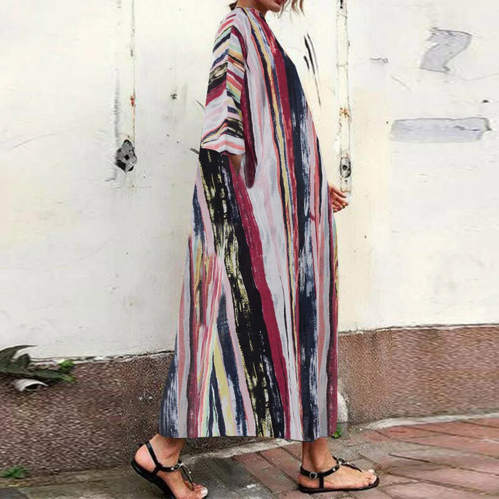 Женское длинное льняное платье-кафтан в разноцветную полоску повседневное