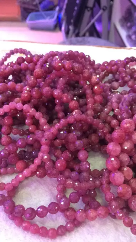 

Top Quality Genuine Red Rose Natural Ruby Gemstone Faced Cut Stretch Crystal Bead Bracelet For Woman Men Lucky Stone AAAA