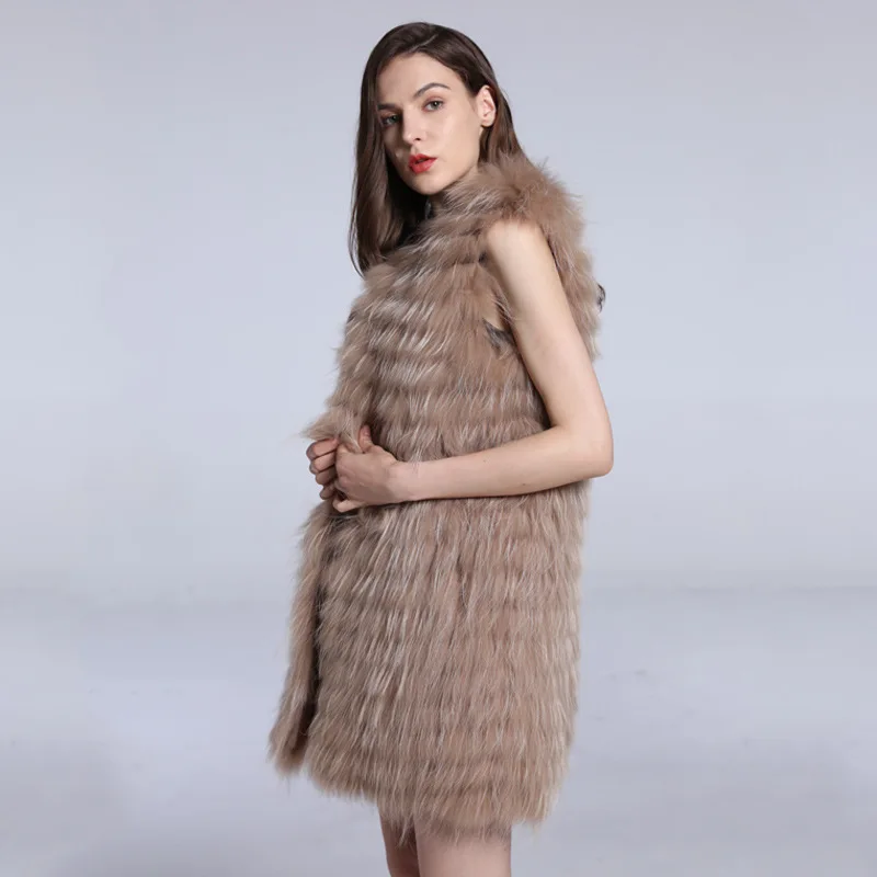 Женский жилет из натурального Лисьего меха осенне зимний в полоску тонкая