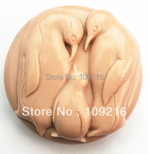 

Wholsale!!1pcs The Penguin Family (ZX1504) Handmade Soap Mold Crafts DIY Mold