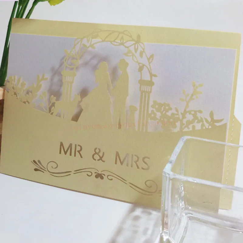 30 шт. MR& MRS Романтическая Свадебная вечеринка пригласительная открытка лазерная резка деликатный резной рисунок с пустой внутренней страницы Свадьба Invitation 5Z