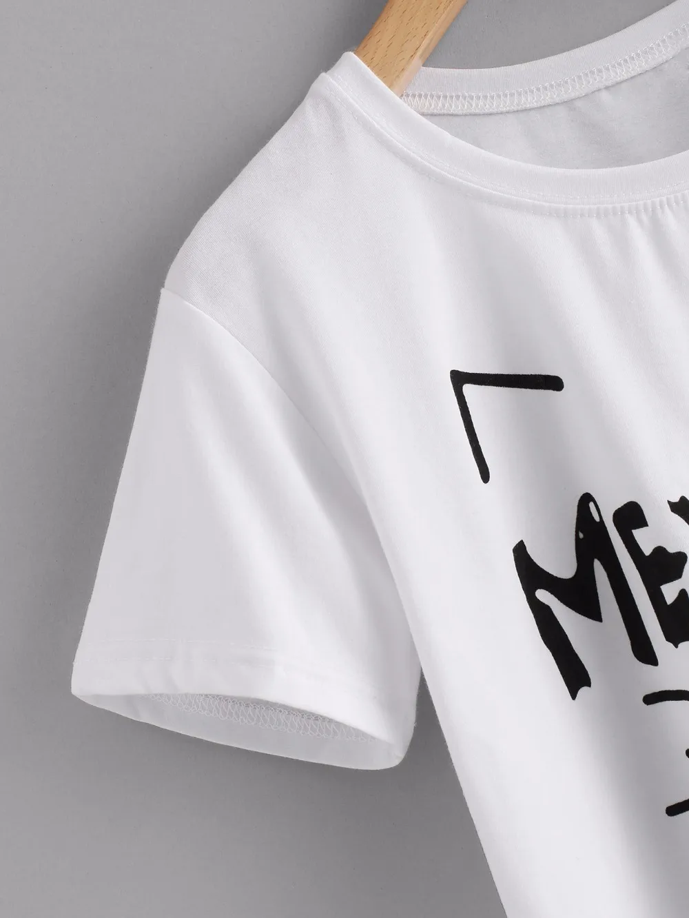 Футболка MEW женская с рисунком в стиле 90-х | Женская одежда
