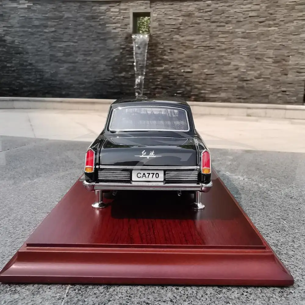 Литая модель автомобиля 1:24 CA770 Limousine (черный) + небольшой подарок! | Игрушки и хобби
