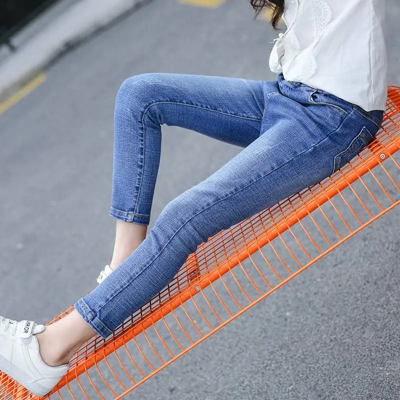 elastic blue Новинка года; сезон весна-осень; детские джинсы для девочек; модные брюки с эластичной резинкой на талии; Детские узкие леггинсы; узкие брюки из джинсовой ткани для подростков; W13 - Color: elastic blue