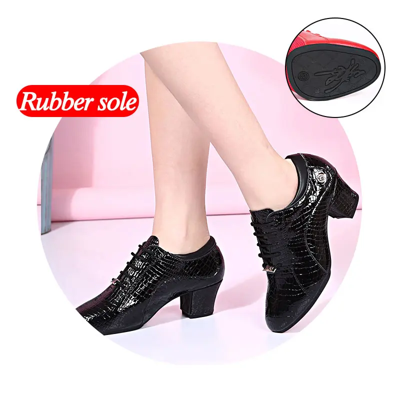 Black rubber sole Современная танцевальная обувь из натуральной кожи; женская обувь с узором «крокодиловая кожа» на мягкой подошве; обувь для латинских танцев; обувь для танцев; цвет красный, черный - Цвет: Black rubber sole