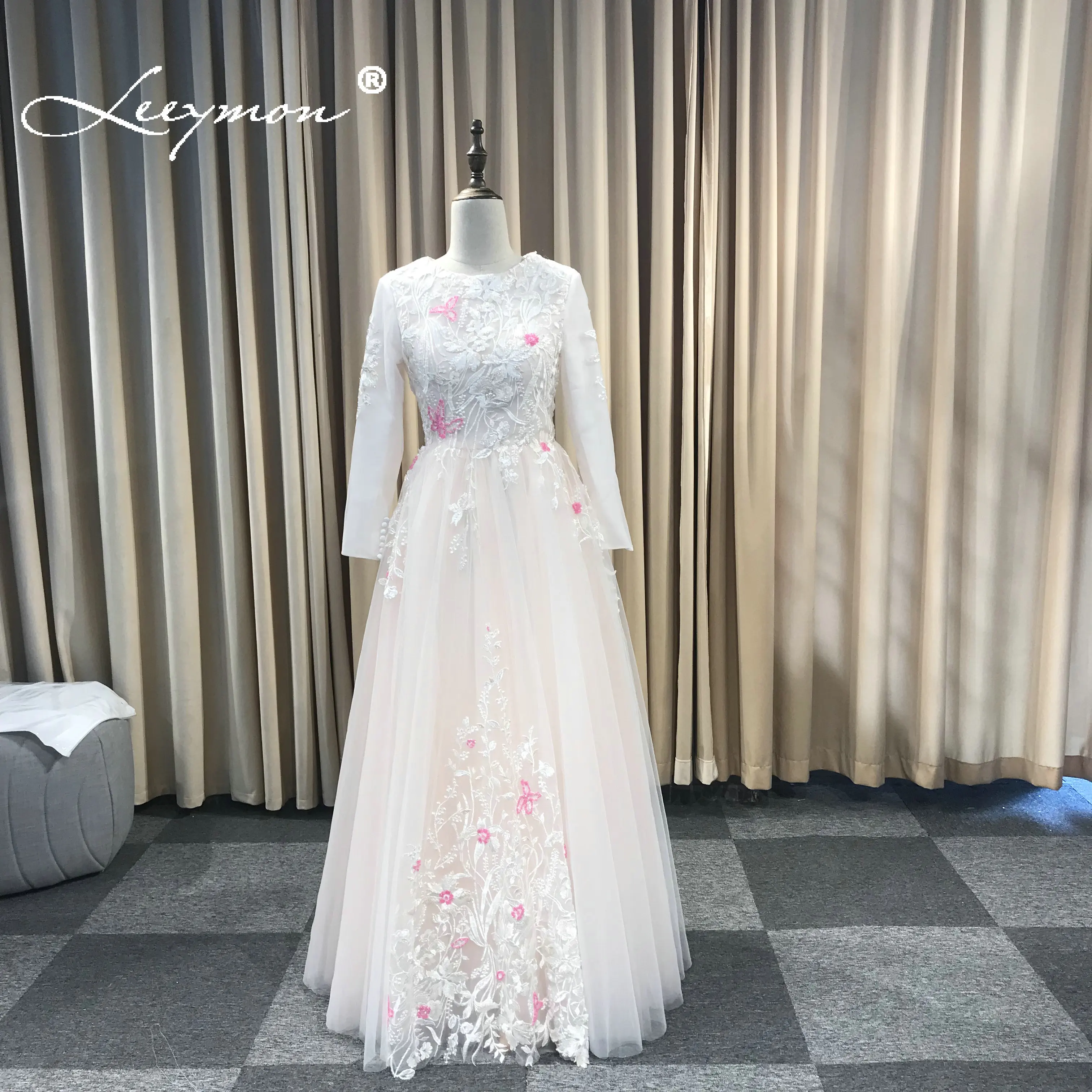 

Leeymon Round Neck Full Sleeves Wedding Dress A Line Floor-Length Lace Beaded Wedding Dress Bridal Gown Robe de Mariee
