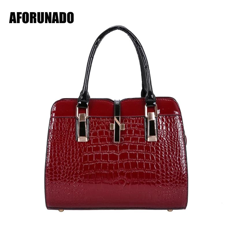

New Women Bag Bucket Shape Crocodile Leather Handbags Strap Fashion Women Shoulder Bags Daily Shopping Messenger Bag bolso mujer